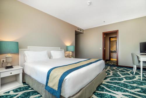 2 bedrooms, 2 beds