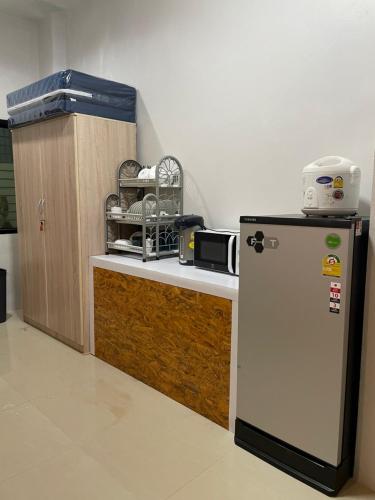 Khok Samet Chun Hostel