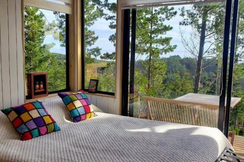 Tinyhouse Boyeruca Lodge. Maravillosas vistas de Bosque, Mar y Cielo