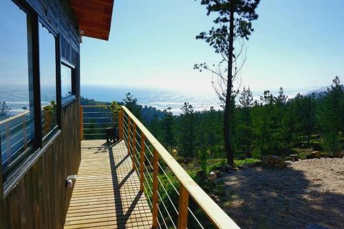 Tinyhouse Boyeruca Lodge. Maravillosas vistas de Bosque, Mar y Cielo