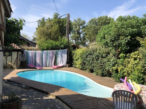 Maison d'une chambre avec piscine partagee jardin clos et wifi a Gee Riviere