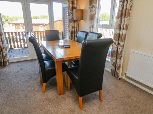 Gressingham 22, Carnforth (photo 6)