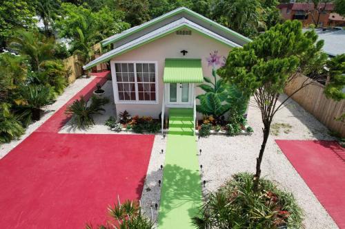 Private Botanical Villa Close to Wynwood & SOBE
