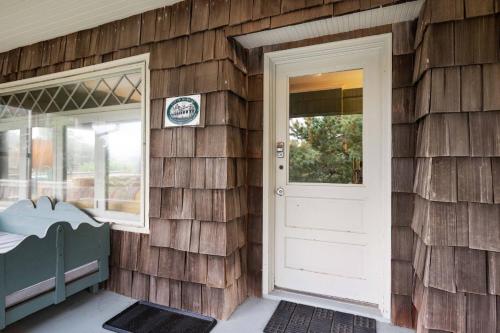 Gin Ridge Cottage, Gearhart (photo 9)