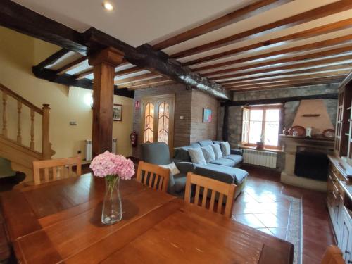 設施, Casa Elvira in 烏恩基拉