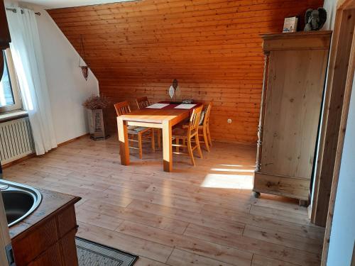 Neugärten (Neugarten) in Busenberg