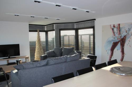 Duplex Penthouse Plaza
