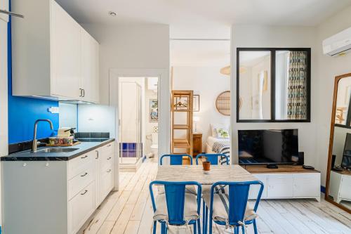 Le Grand Studio Bleu 25M2, 120m Vieux-Port , Clim ,Wifi, Accès autonome avec code, Marseille (fotografie 7)