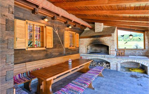 Viesnīcas āriene, Three-Bedroom Holiday Home In Gornji Trpuci in Starjak