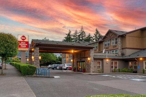 Best Western PLUS Columbia River Inn - Hotel - Cascade Locks