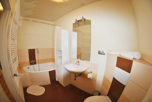 Royal Apartments - Apartamenty Inowrocławska, Breslau (Foto 4)