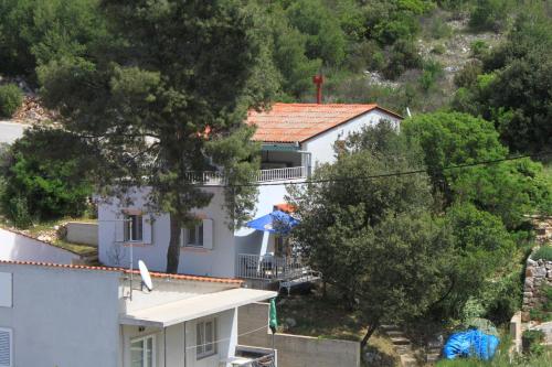  Apartments by the sea Cove Zastupac, Hvar - 8719 in Brusje