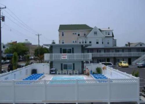 Sunbeach Condo 900 Wesley Avenue Unit 109 in Ocean City, USA