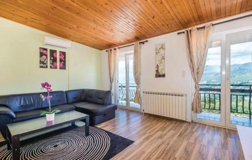 Apartments with a parking space Kastav, Opatija - 15287 in Cikovici