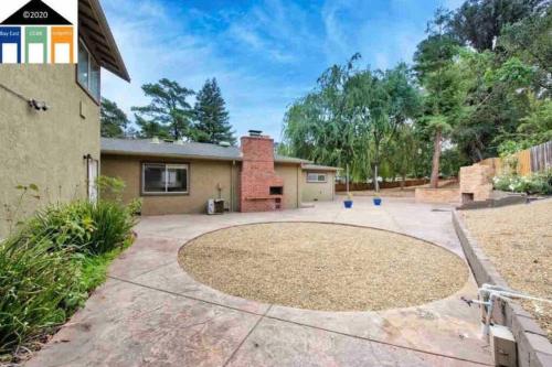 A szálláshely kívülről, 5 bedroom house in prestigious neighborhood! in Walnut Creek (Kalifornia)