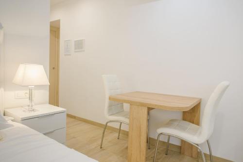 Apartments and rooms by the sea Split - 15298 - image 10