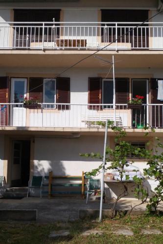 Apartments by the sea Selce (Crikvenica) - 15323 - Selce