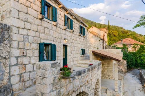 Family friendly house with a swimming pool Mihanici Dubrovnik - 15367 - image 3