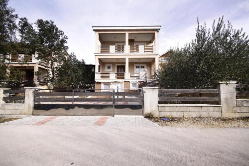 Apartments by the sea Krusevo, Novigrad - 15408 - Obrovac