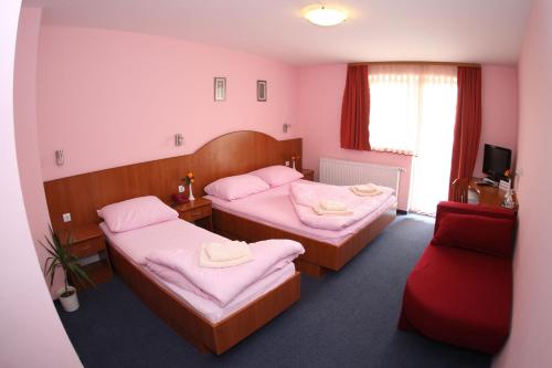 Quadruple Room Oroslavje 15384k in Oroslavje