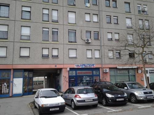Apartments with WiFi Zagreb - 15507
