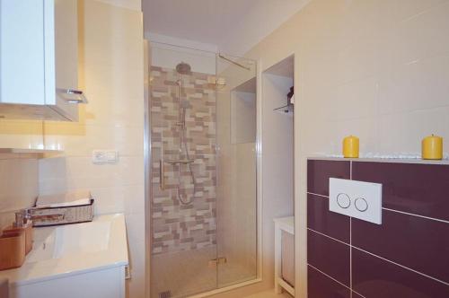 Apartments by the sea Zadar - 15534 - image 9