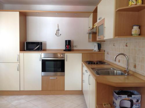 Apartments with a parking space Risika Krk - 15609 - image 3
