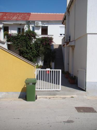 Foto 1: Apartments with a parking space Povljana, Pag - 15532