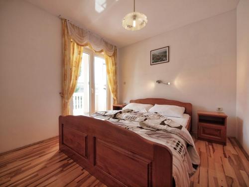 Two-Bedroom Apartment with Terrace and Sea View image 7