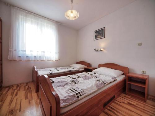 Two-Bedroom Apartment with Terrace and Sea View image 6