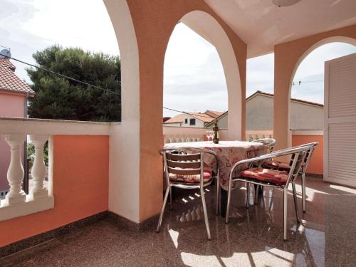 Two-Bedroom Apartment with Terrace and Sea View image 1
