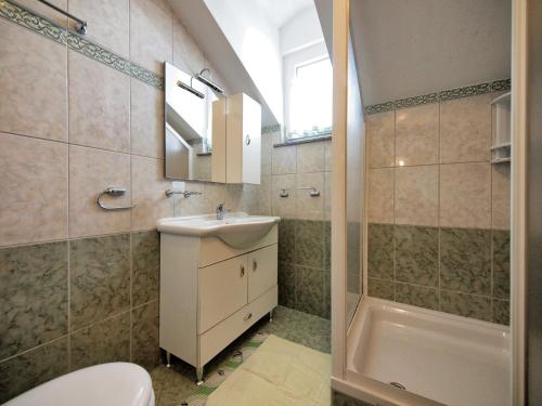 Two-Bedroom Apartment with Terrace image 5