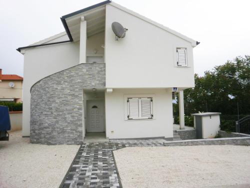 Apartments by the sea Preko Ugljan - 15669 - image 7