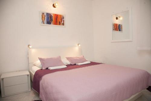 Apartments by the sea Pag - 15670 - image 11