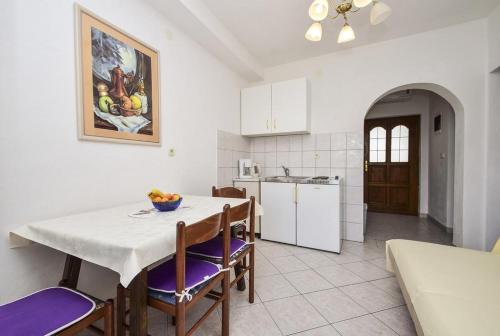 Apartments by the sea Pag - 15670 - image 13