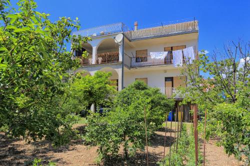  Apartments with a parking space Kastel Stafilic, Kastela - 15675, Pension in Kaštela bei Trolokve