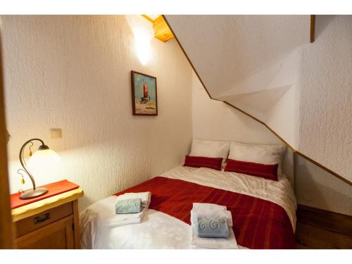 Apartments with WiFi Vrbnik Krk - 15721 - image 11
