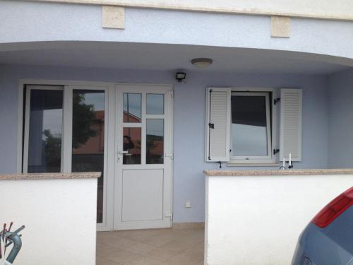  Apartments with a parking space Mugeba, Porec - 15759, Pension in Poreč