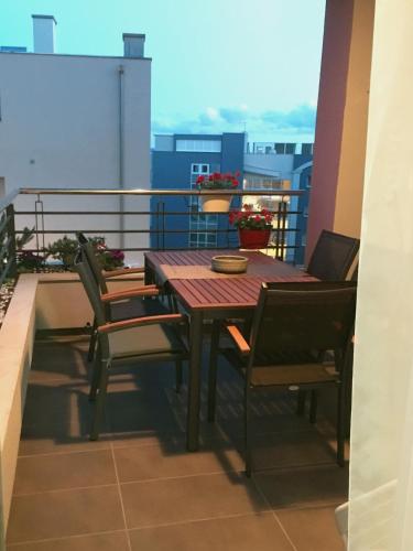 Apartments with a parking space Split - 15769 - image 12
