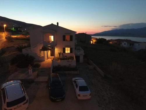 Apartments with a parking space Pag - 15765 in Pag