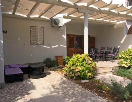 Holiday house with a parking space Zaostrog, Makarska - 16043 in 紮斯托格