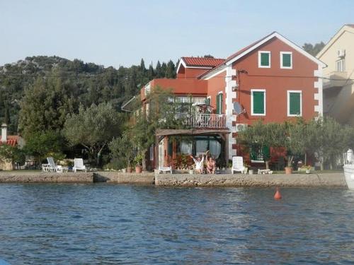 Apartments by the sea Blace, Neretva Delta - Usce Neretve - 16068 - Blace