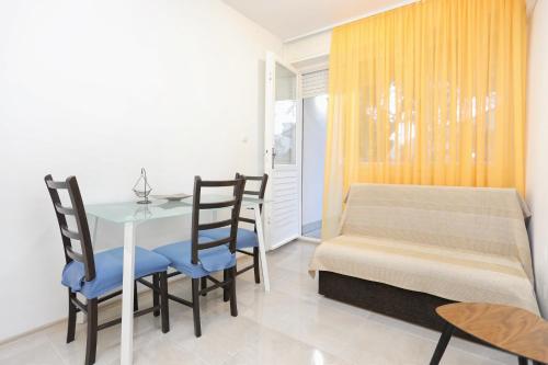 Apartments with WiFi Split - 16079 - image 11
