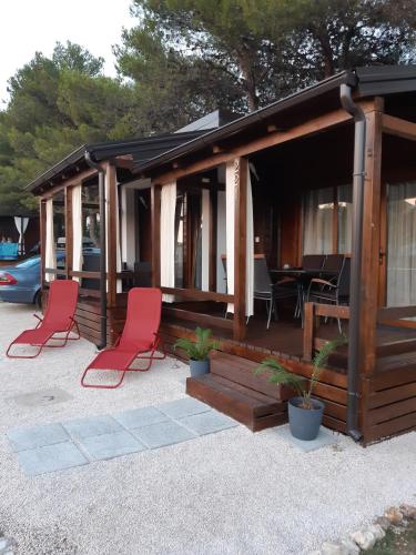Apartments by the sea Pirovac Sibenik - 16095 - image 2