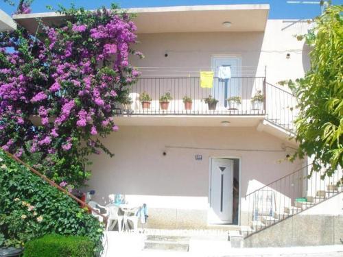 Apartments by the sea Podstrana Split - 16074 - image 5