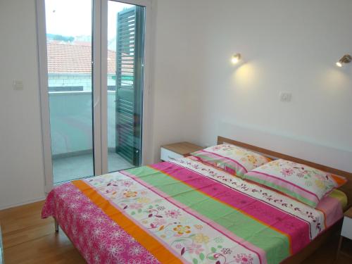 Two-Bedroom Apartment with Balcony and Sea View image 10