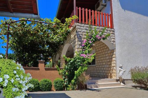 Apartments with parking space Bibinje, Zadar - 16155