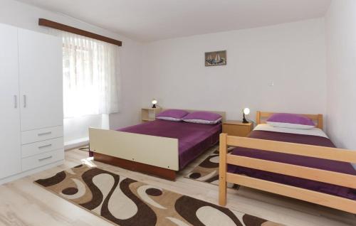 Apartments with a parking space Omis - 16185 - image 4