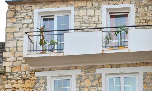 Apartments by the sea Sutivan, Brac - 16236 - Location saisonnière - Sutivan