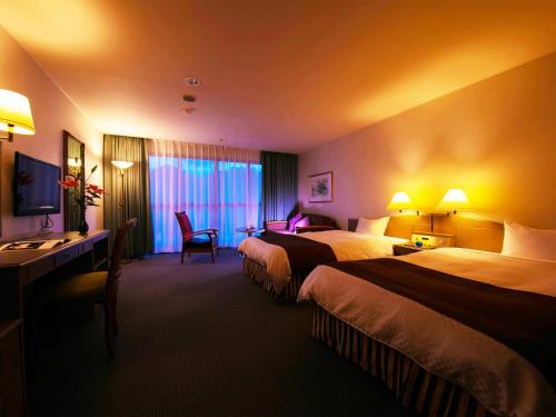 room detail thumbnail 1